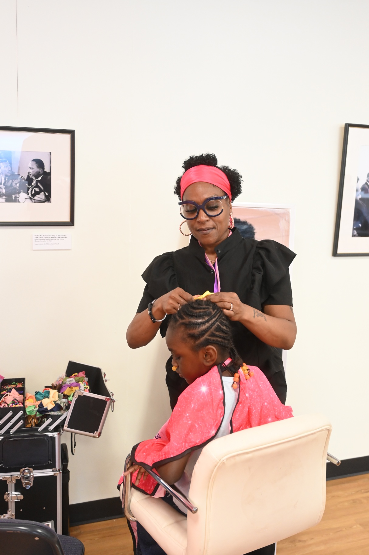 Hair & Nail Salon photo 9