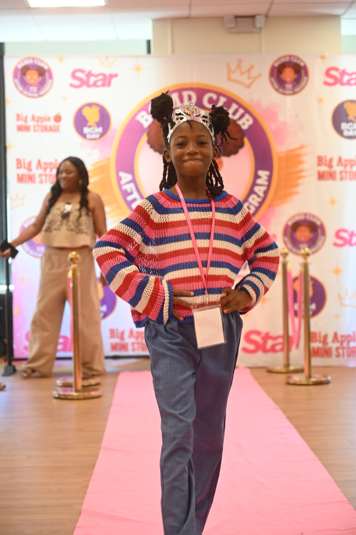 Pink Carpet Arrivals photo 17