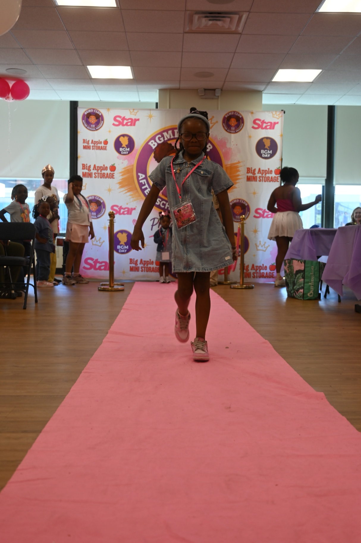 Pink Carpet Arrivals photo 13